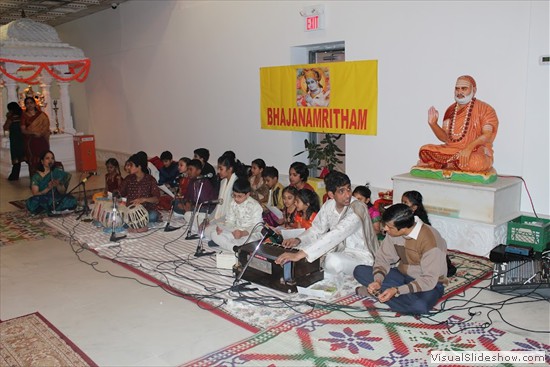 SVBF Children singing Bhajans