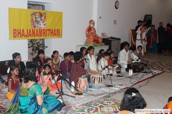 SVBF Children singing Bhajans5