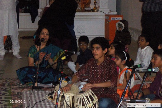 SVBF Children singing Bhajans